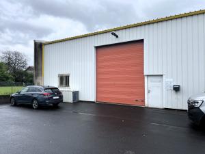 LOCAUX A LOUER COURNON D'AUVERGNE - 370 m²